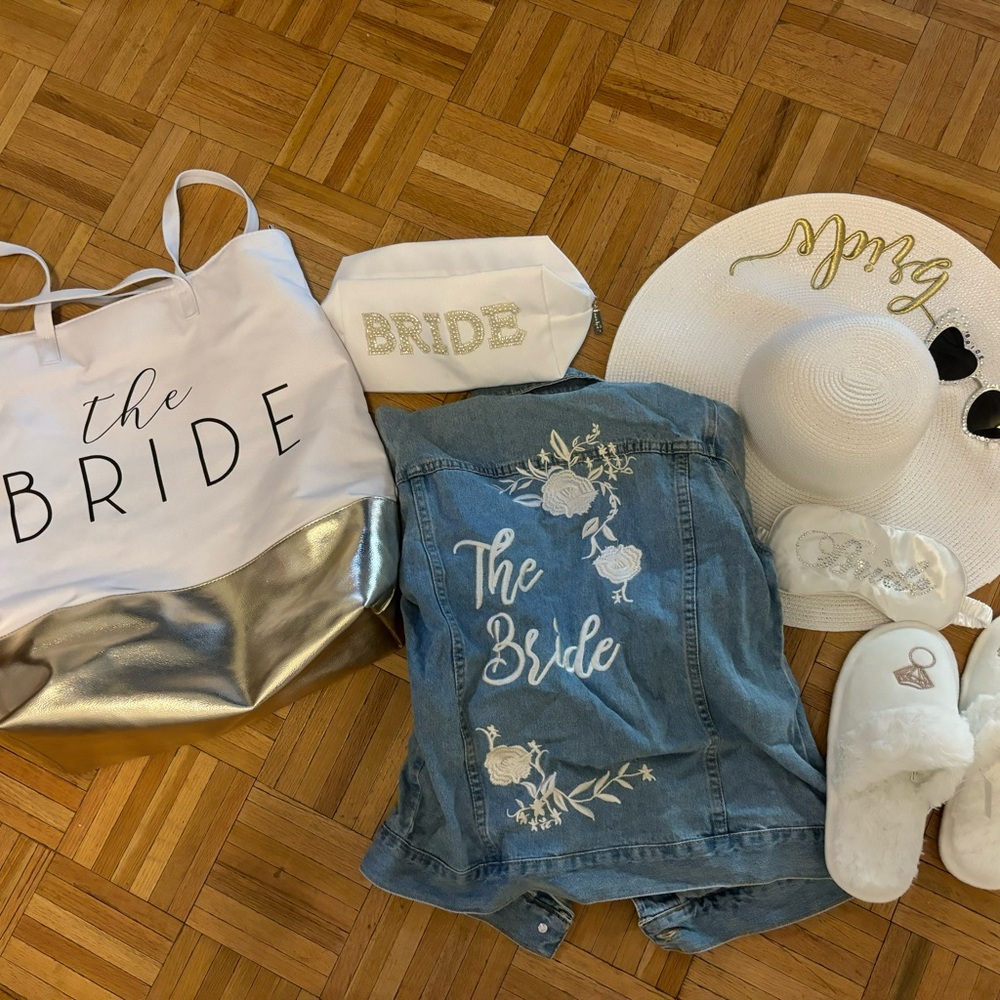 Bridal Swag - brand new & unused